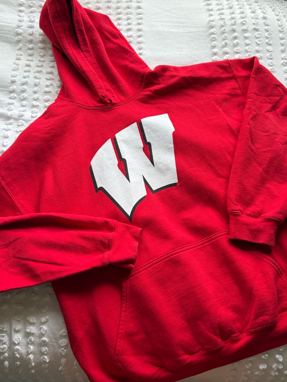 Fanatics Wisconsin Badgers Red Hoodie Sweatshirt • Size XL